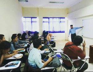 Dosen Jurusan IAT Didi Junaedi, MA sebagai Dosen Tamu di UIN Sultan Maulana Hasanudin Banten